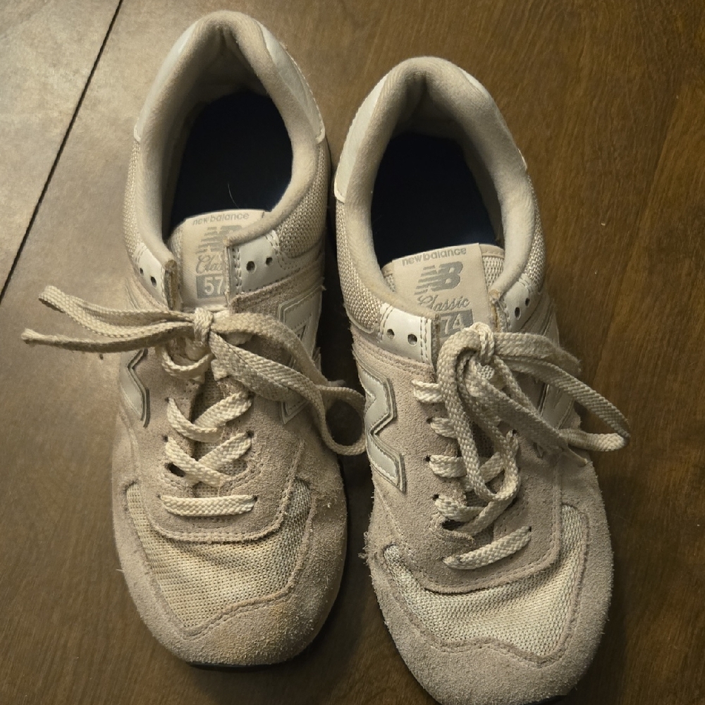 New Balance 574 Sneakers in Light Gray